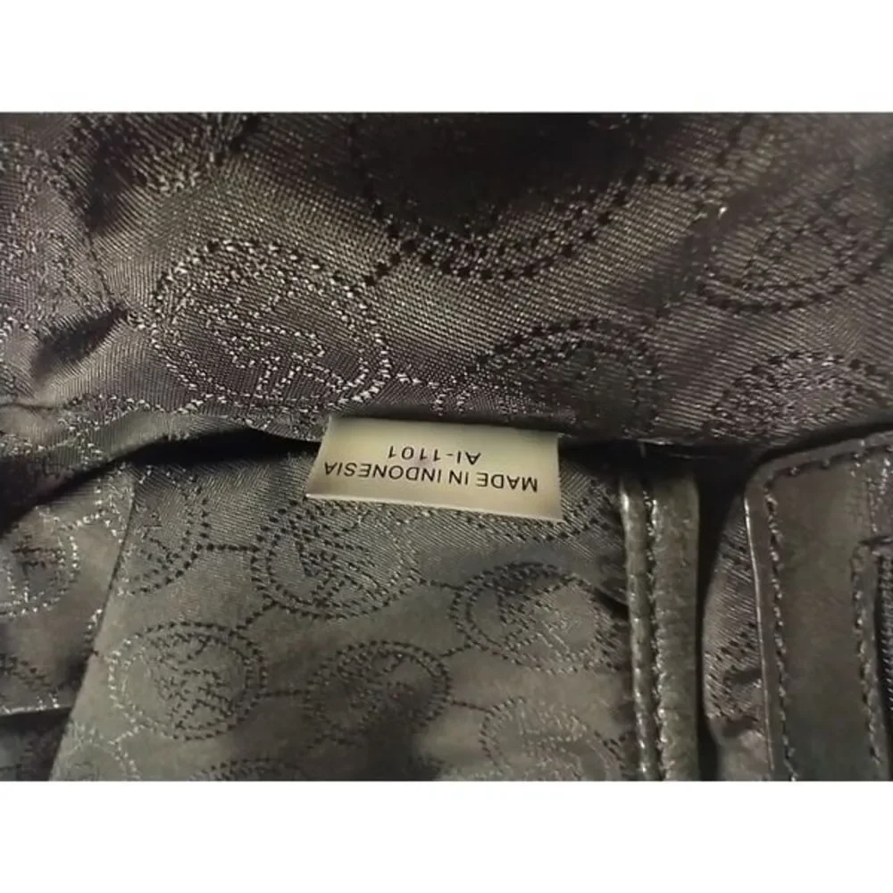 Michael Kors Black Leather Purse *USED*